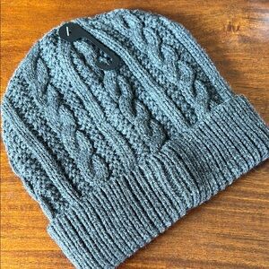 NWT Gray Cable Knit Beanie